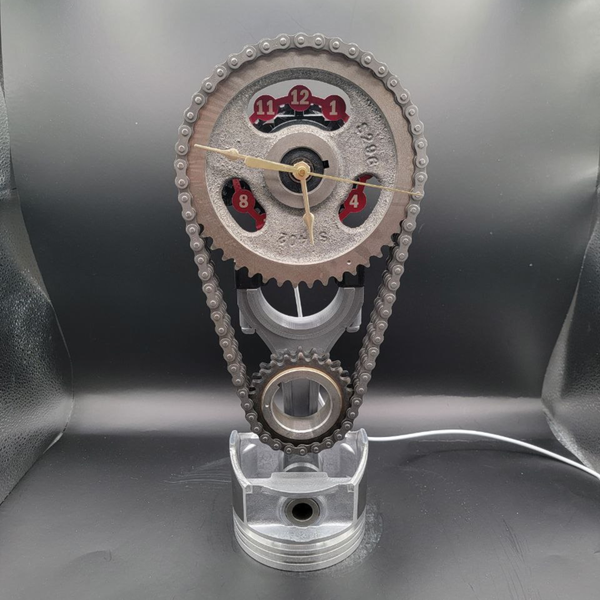 Jeep V8 Timing Chain Clock with Rotating Gears, Piston Car Part Clock for Wagoneer, CJ7, Wrangler ,Personalize Stand