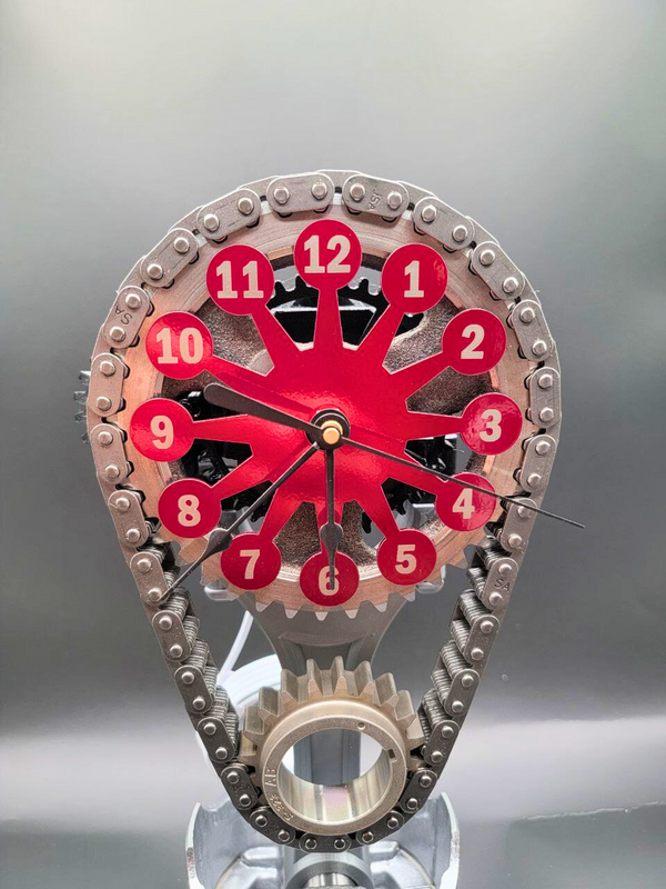 Buick V8 Timing Chain Clock – Powder Coated Metal Face, Rotating Gears