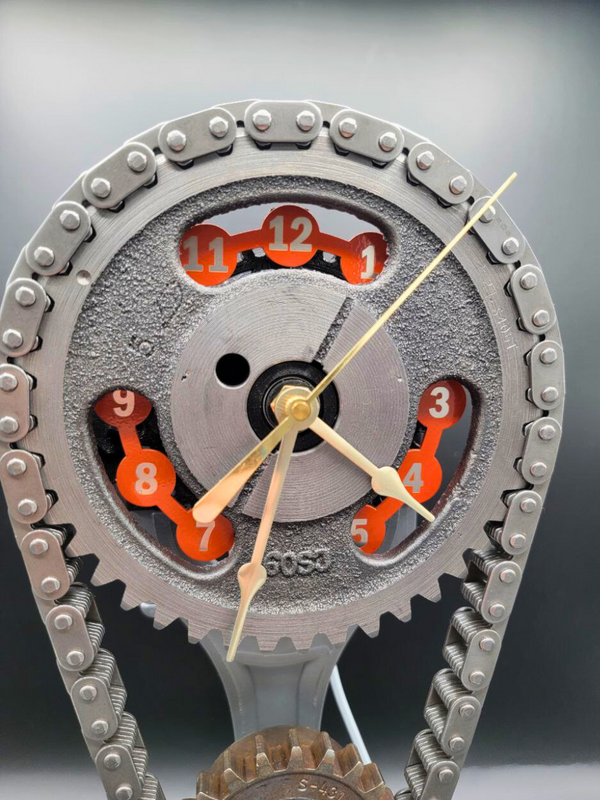 Engraved Piston- Ford 302 Small Block Timing Chain Clock, Rotating Gears